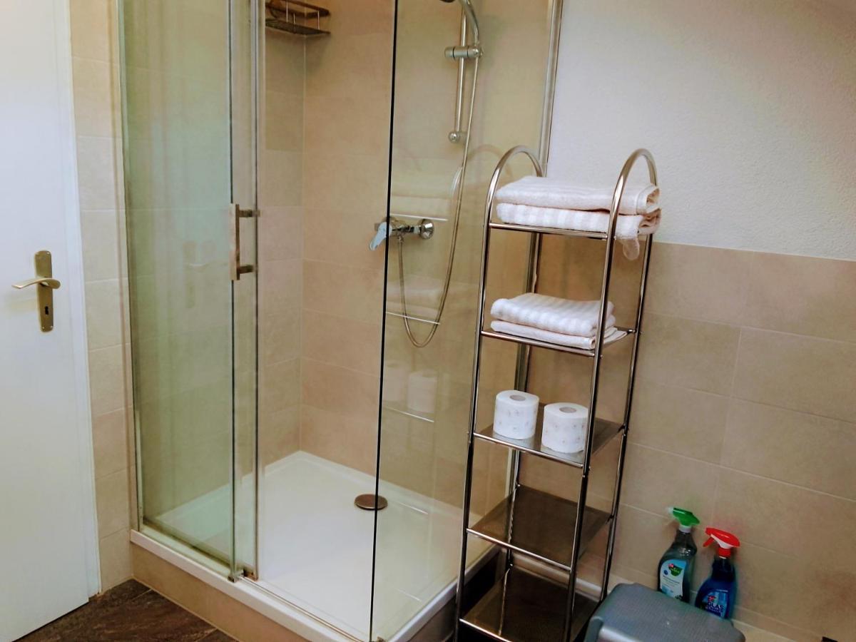 Ferienwohnung In Ruhiger Waldrandlage 바드윌드바드 객실 사진